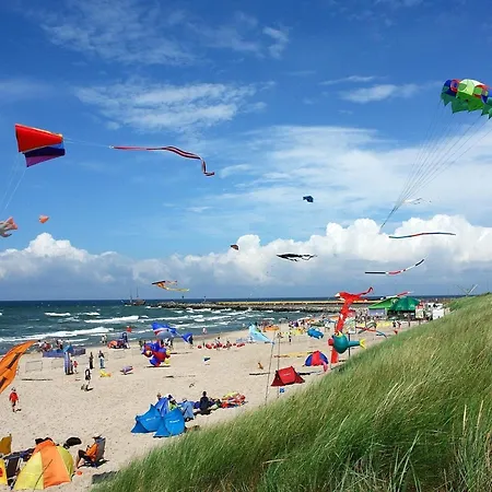 House With Terrace, Ferienhaus *