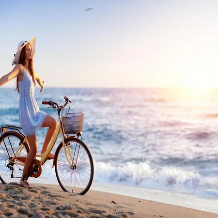 House With Terrace, Ferienhaus Sarbinowo